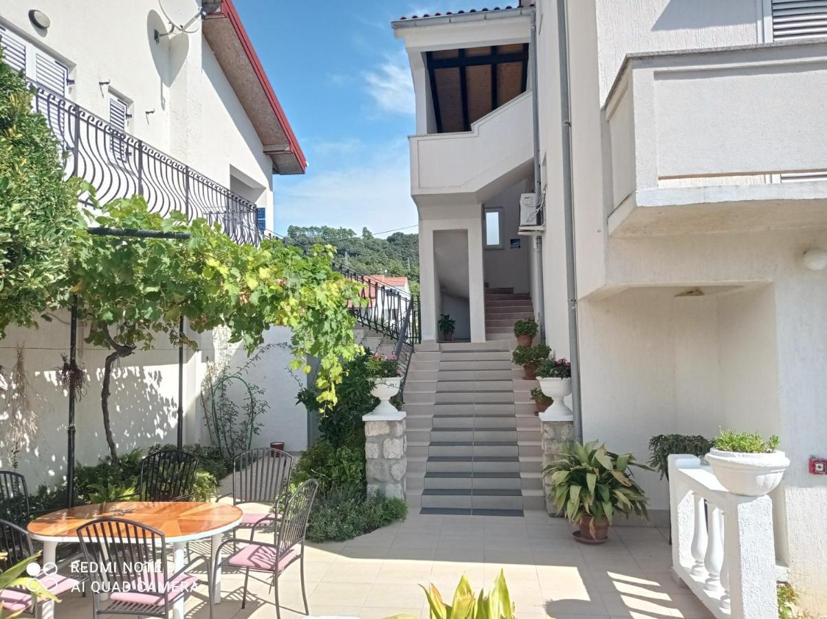 Apartment-Rooms Preka Palit Exterior foto