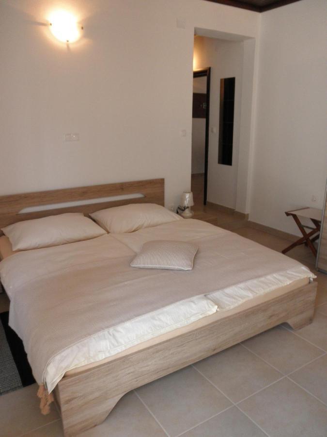Apartment-Rooms Preka Palit Exterior foto