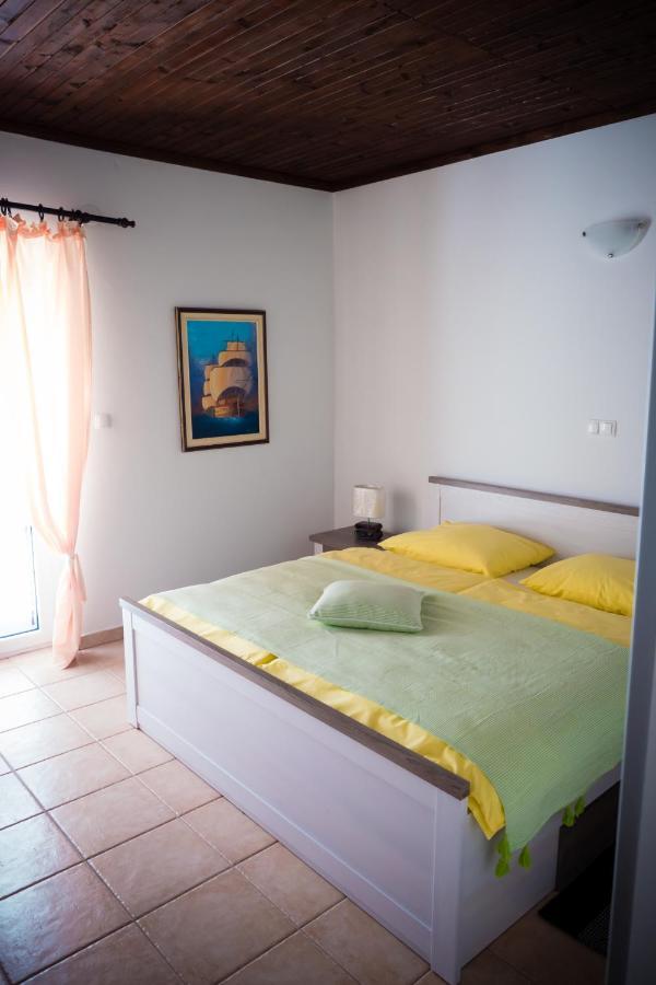 Apartment-Rooms Preka Palit Exterior foto