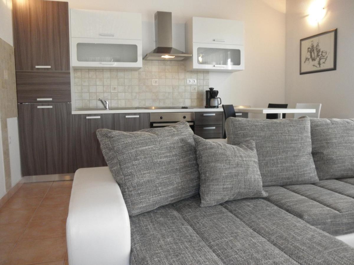 Apartment-Rooms Preka Palit Exterior foto